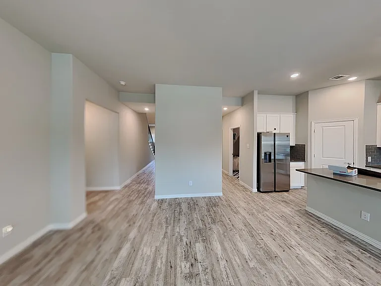 5533 Baker Creek Rd — Photo 3