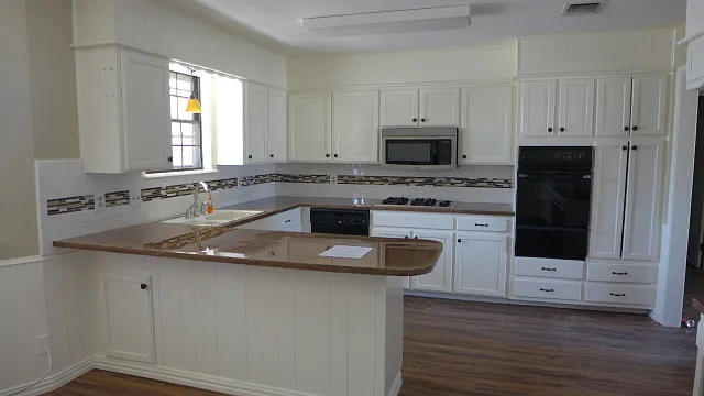 3907 Harmony St — Photo 9