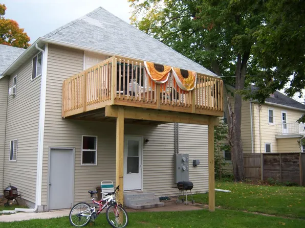 1014 1/2 Oxford Ave, Eau Claire, WI 54703