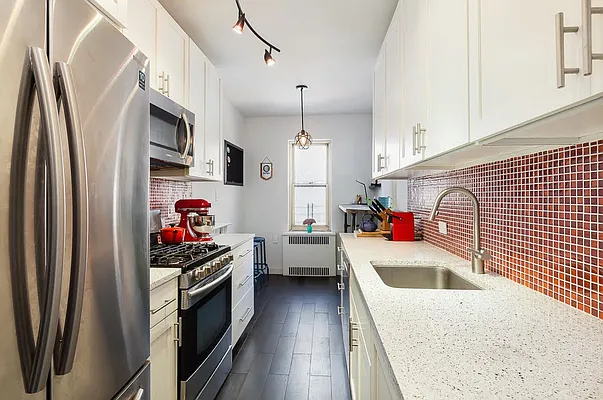 Sold by Compass | media 3