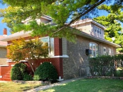 4442 W Leland Ave, Chicago, IL, 60630