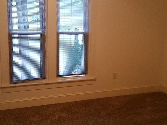 4th image of 221 N Charles St