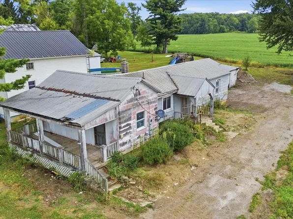 6220 Olivesburg Fitchville Rd, Greenwich, OH 44837