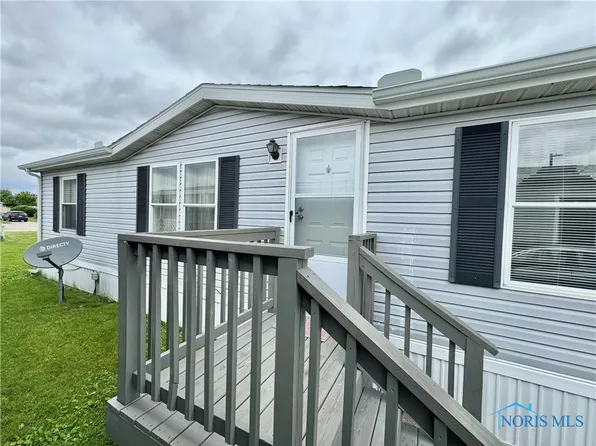 5702 Angola Rd Lot 329, Toledo, OH 43615