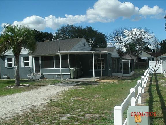 4th image of 2306 Butler St