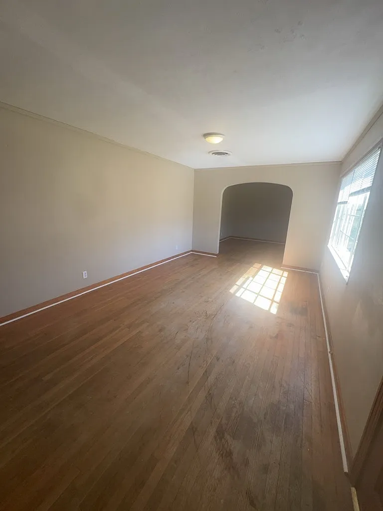 Building Photo - 316 Woody Dr