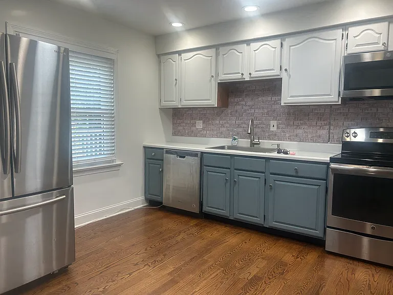 740 Winchester Rd — Photo 16