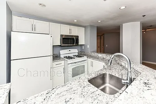 1045 N Utah St #2110 Photo 1