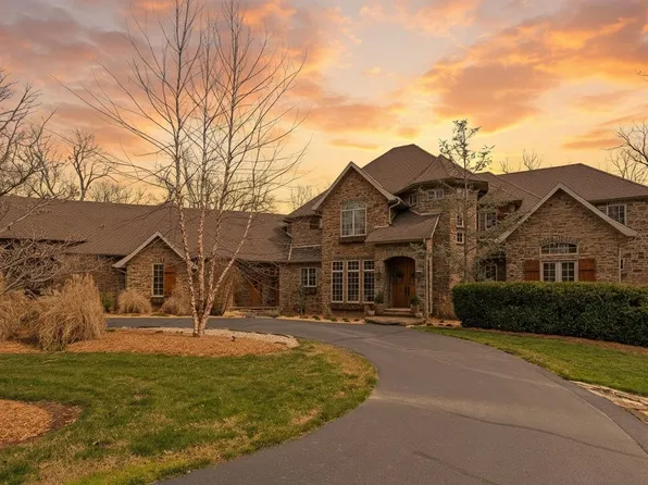 2332 N Farm Road 231, Strafford, MO 65757