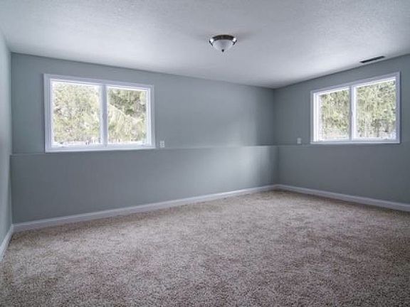 4th image of 1266 Belmont Dr