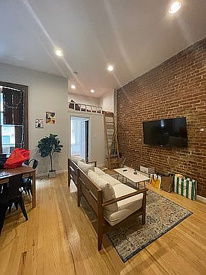 1st image of 168 W 77th St #2F