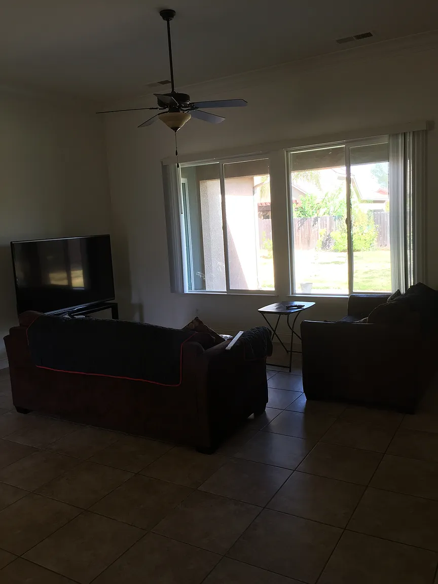 3257 Sussex Ave photo 1