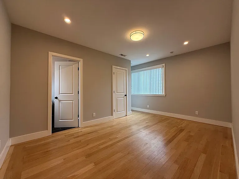 427 Huron Ave #2 — Photo 4