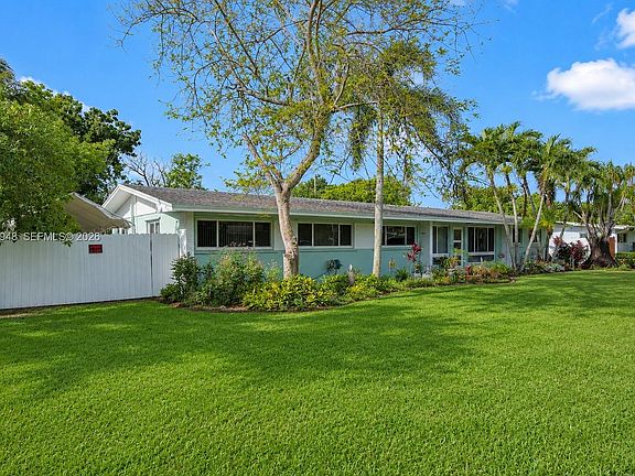 5th image of 9340 SW 178th St