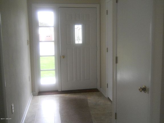 2nd image of 531 Childs Dr S