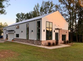 2 Ellzey Ln, Greenbrier, AR 72058