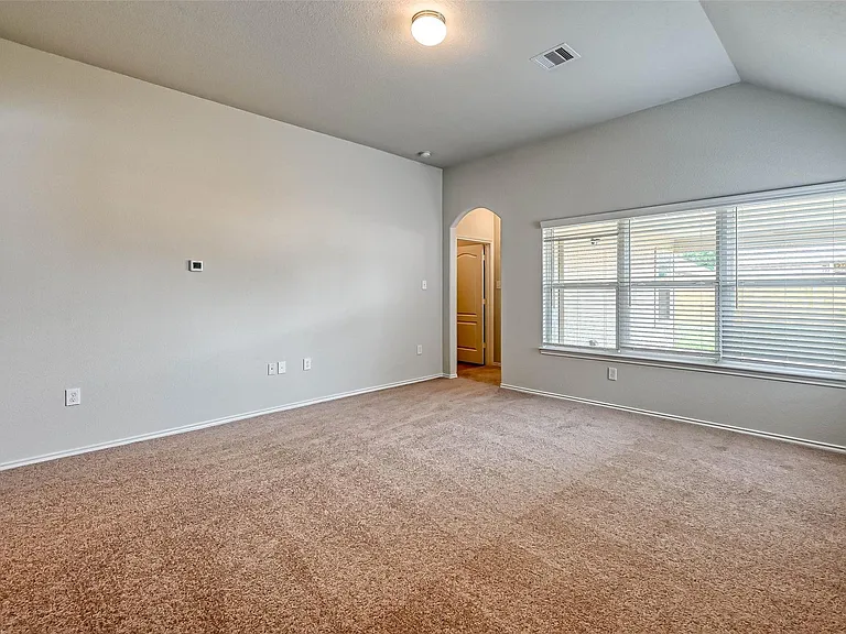 3410 Golden Amber Ct — Photo 10