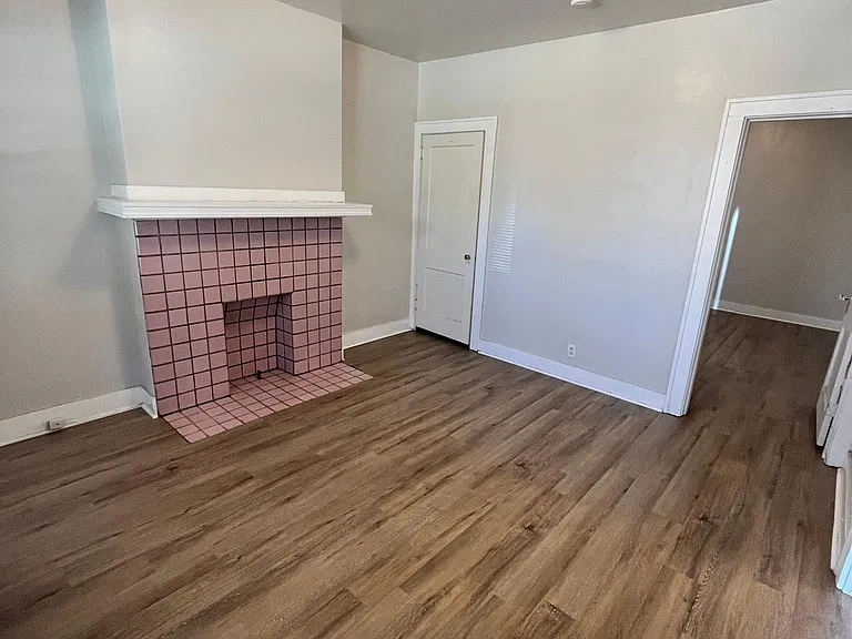 2116 Bedford Ave #1 — Photo 4