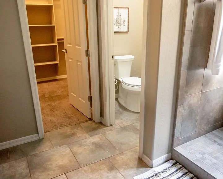 6331 S Fresno St — Photo 14