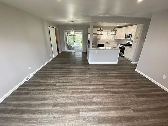 4th image of 4508 Alderwood Dr