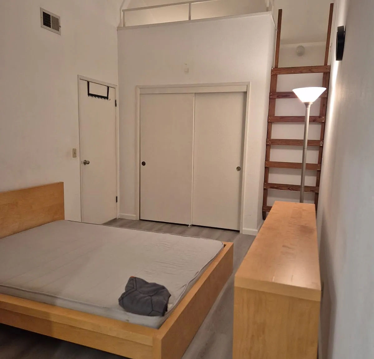 1208 Tina Ln — Photo 4
