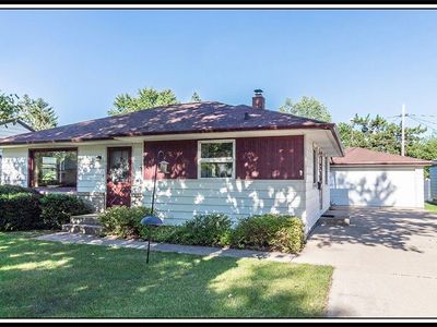 1718 S Pearl St, New London, WI, 54961