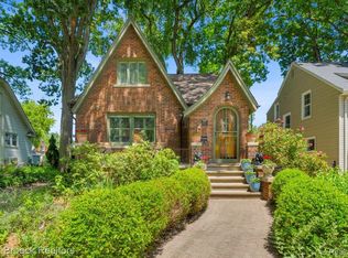 923 E 5th St, Royal Oak, MI