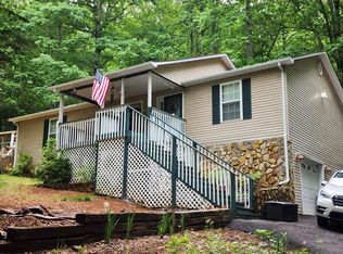208 Silver Shadow Rd, Hardy, VA 24101