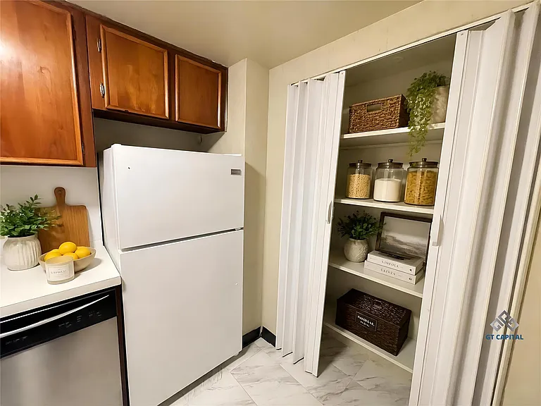 7520 Hornwood Dr #405 — Photo 3