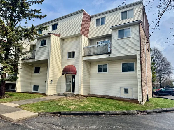 1000 Pembridge Cres #316, Kingston, ON K7P 1A3