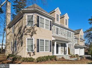 26 Buck Ln, Haverford, PA 19041