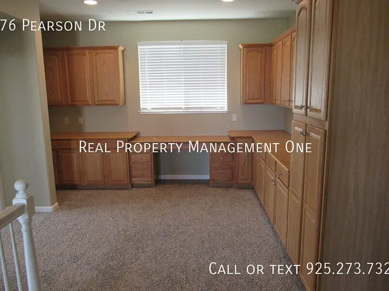 576 Pearson Dr — Photo 22