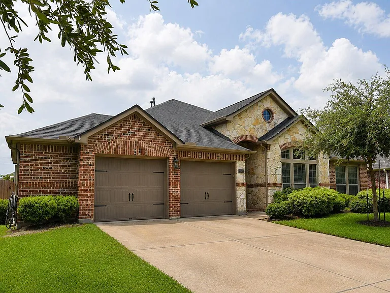 13611 Summer Cloud Ln — Photo 2