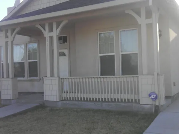 2245 Empress St, Sacramento, CA 95815