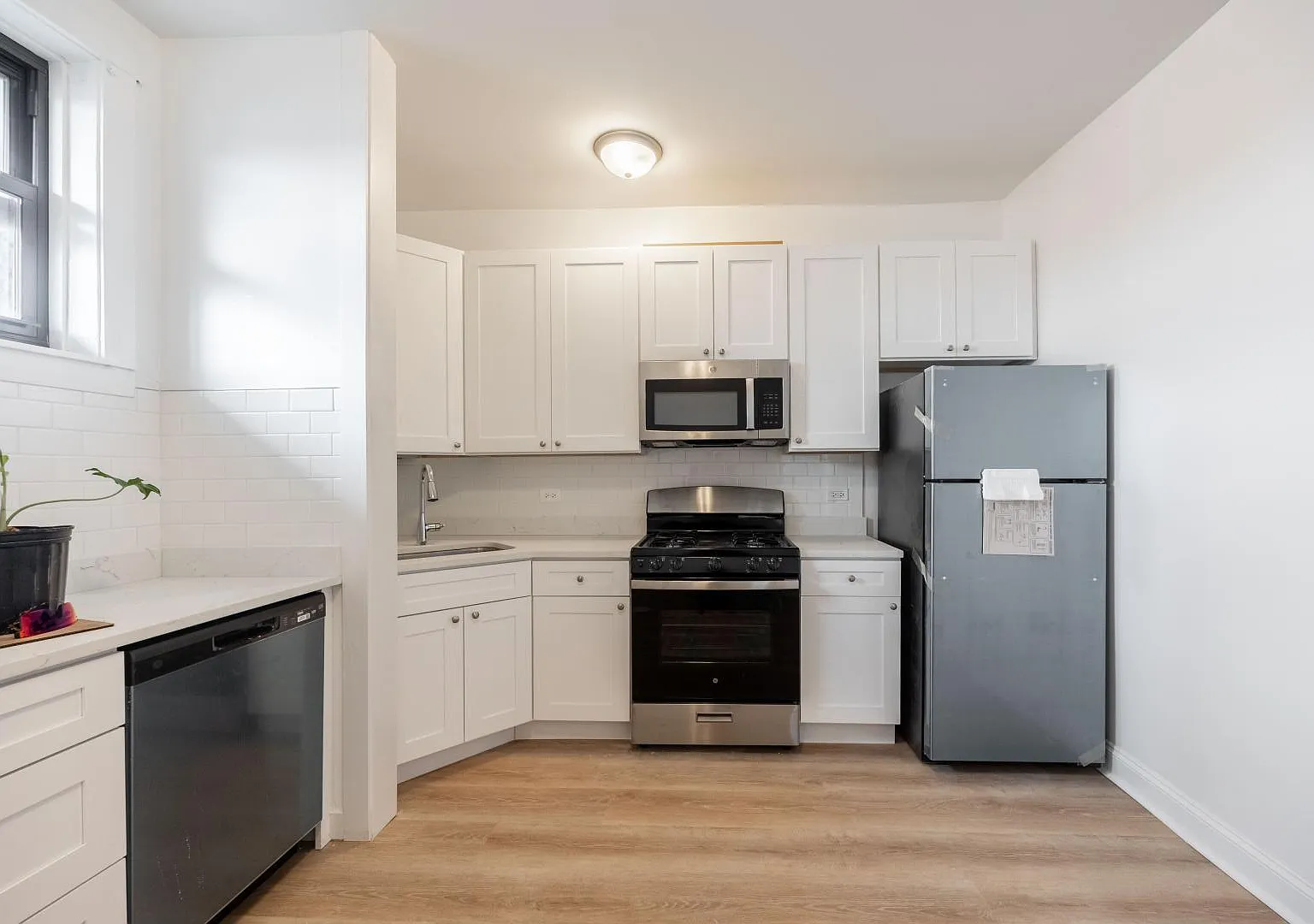 2640 North Milwaukee Avenue #3 — Photo 2