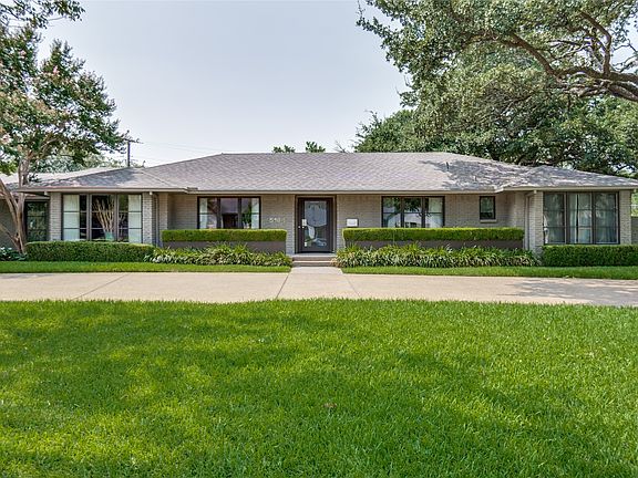 2nd image of 5164 Del Roy Dr