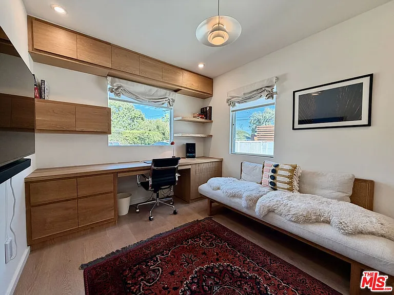 4355 Kenyon Ave — Photo 19