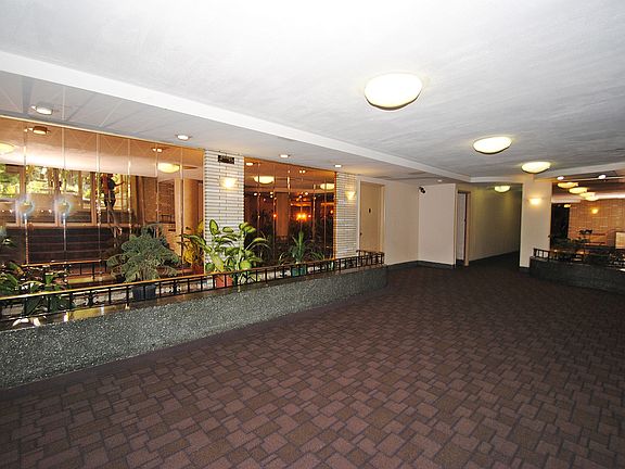 4th image of 4601 39th Ave APT 326
