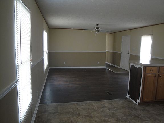 4th image of 9359 103rd St Lot 250