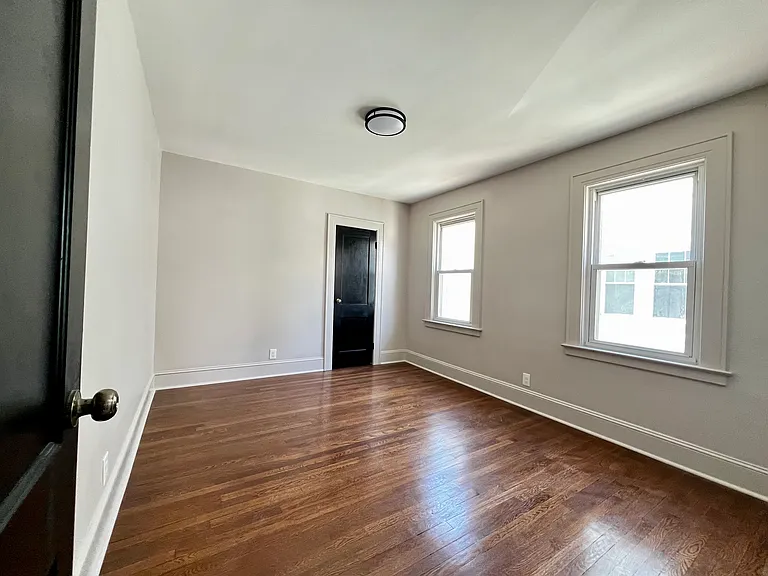 43 Gorham Ave #2 — Photo 8