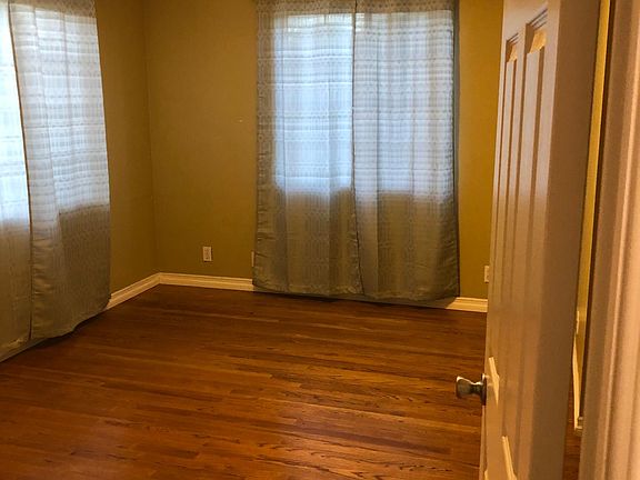 5th image of 11628 Parkmead St