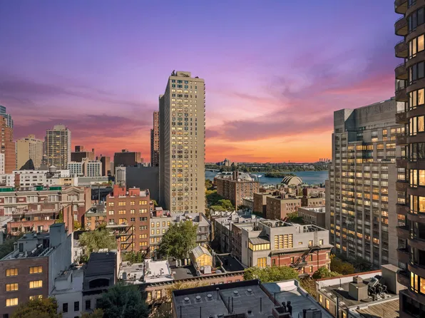 445 East 86th Street image 1 of 17