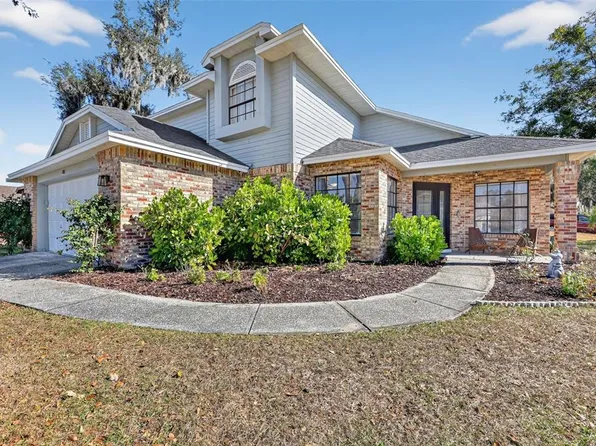 1807 Hitching Post Pl, Plant City, FL 33566