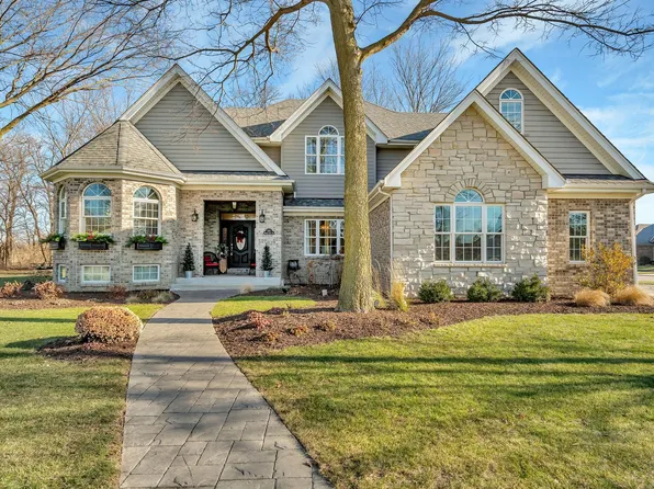 1013 Wooded Crest Dr, Morris, IL 60450