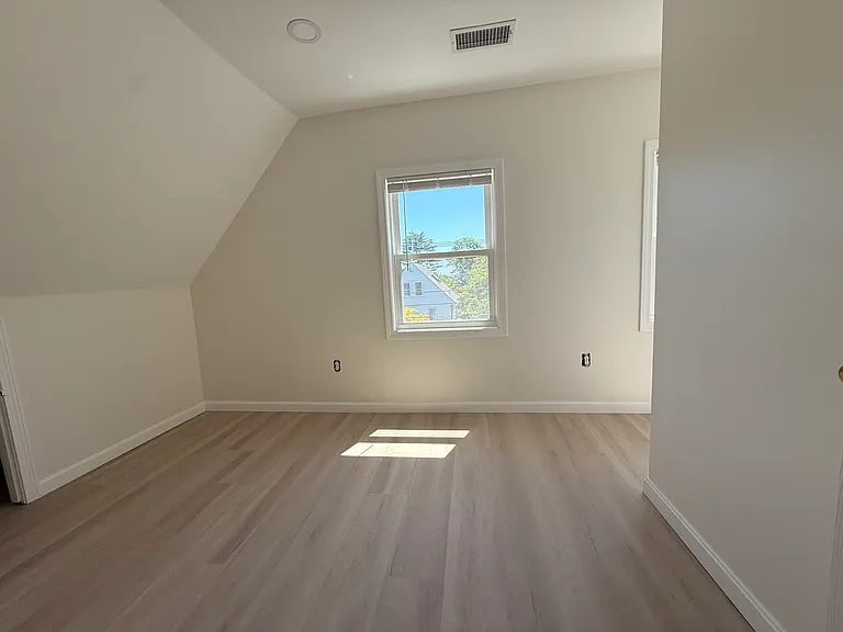 622 Hope St #3 — Photo 9