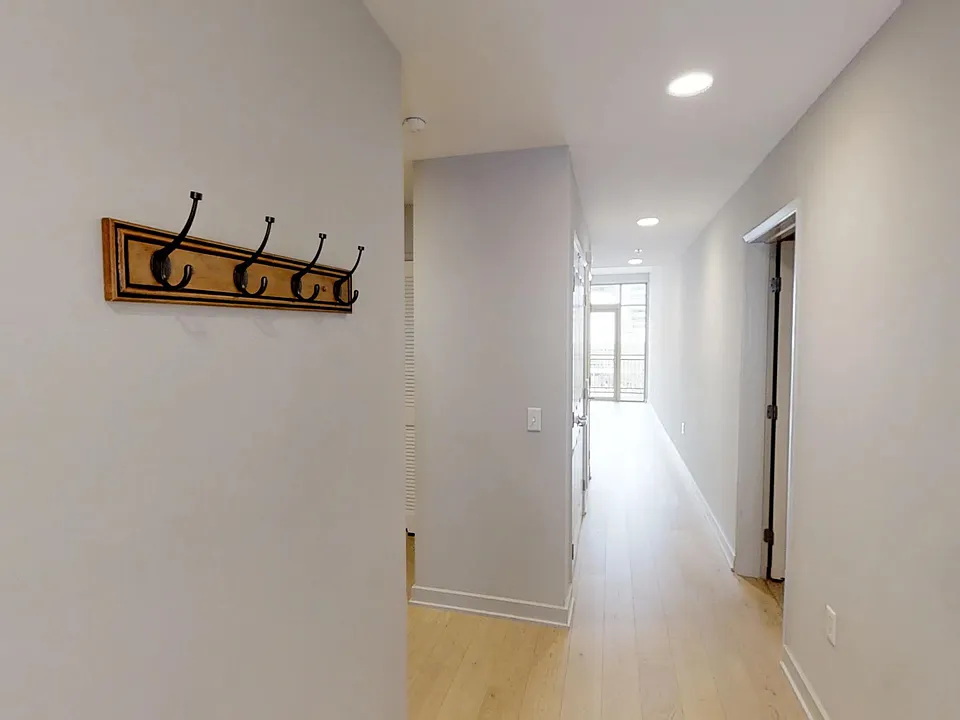 25 S 3rd St #405