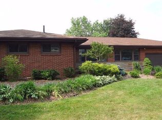 2006 Warwick Dr, Milan, OH 44846