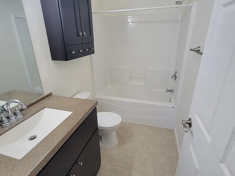 Frostwood Apartments — Photo 20