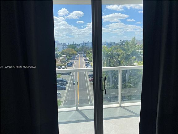 4th image of 9381 E Bay Harbor Dr APT 601