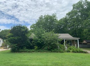221 Park St, Covington, TN 38019